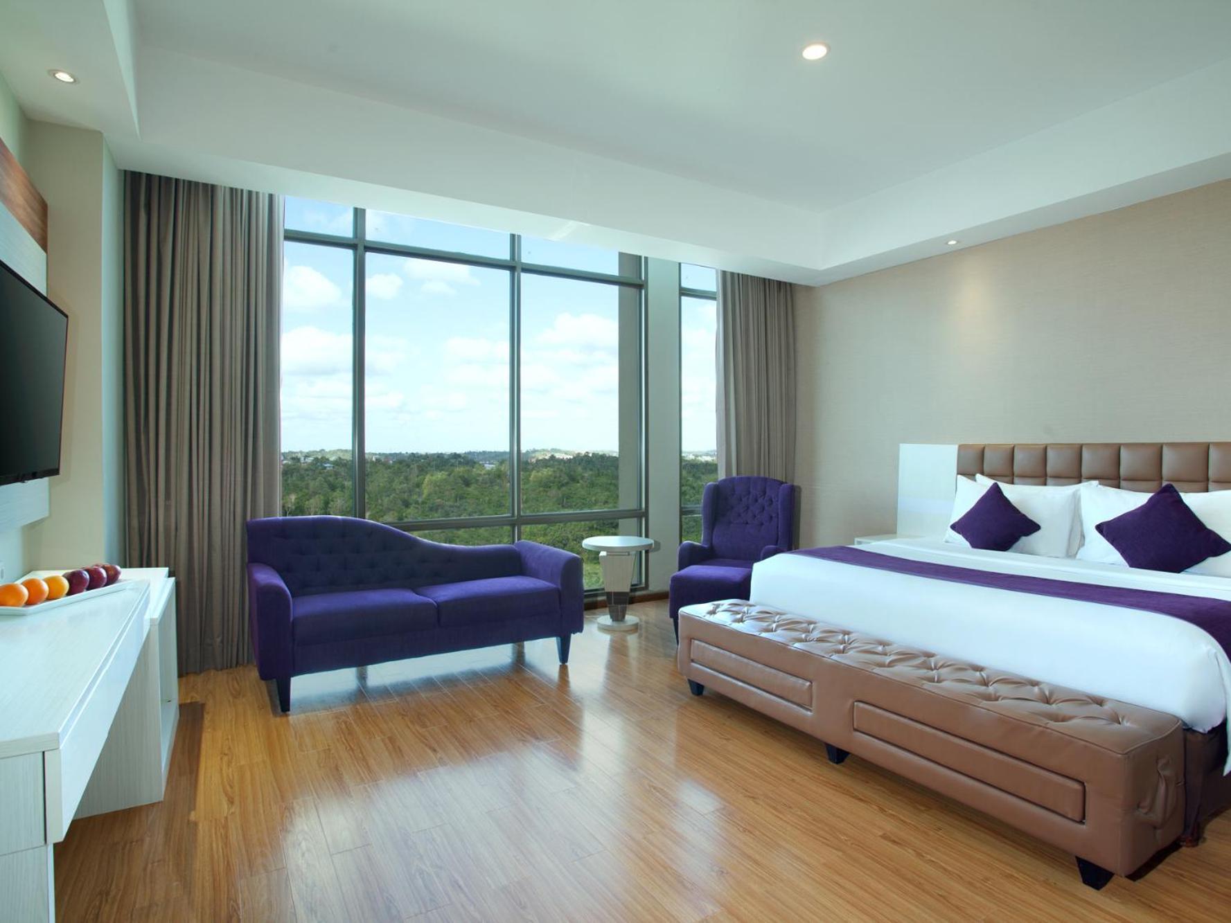 Platinum Hotel & Convention Hall Balikpapan Buitenkant foto