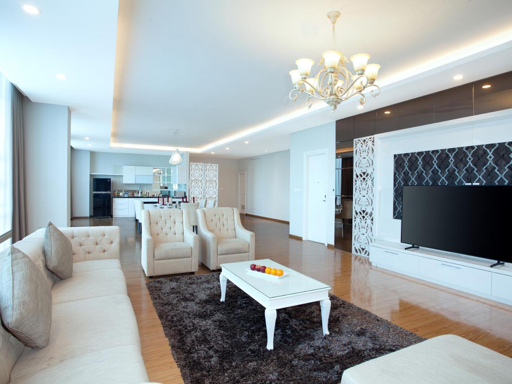 Platinum Hotel & Convention Hall Balikpapan Buitenkant foto