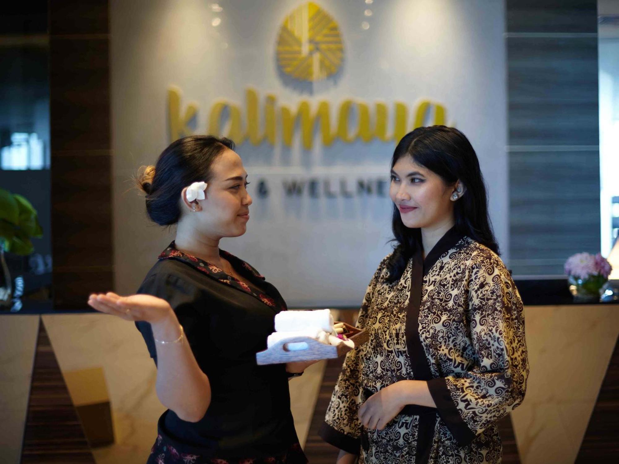 Platinum Hotel & Convention Hall Balikpapan Buitenkant foto