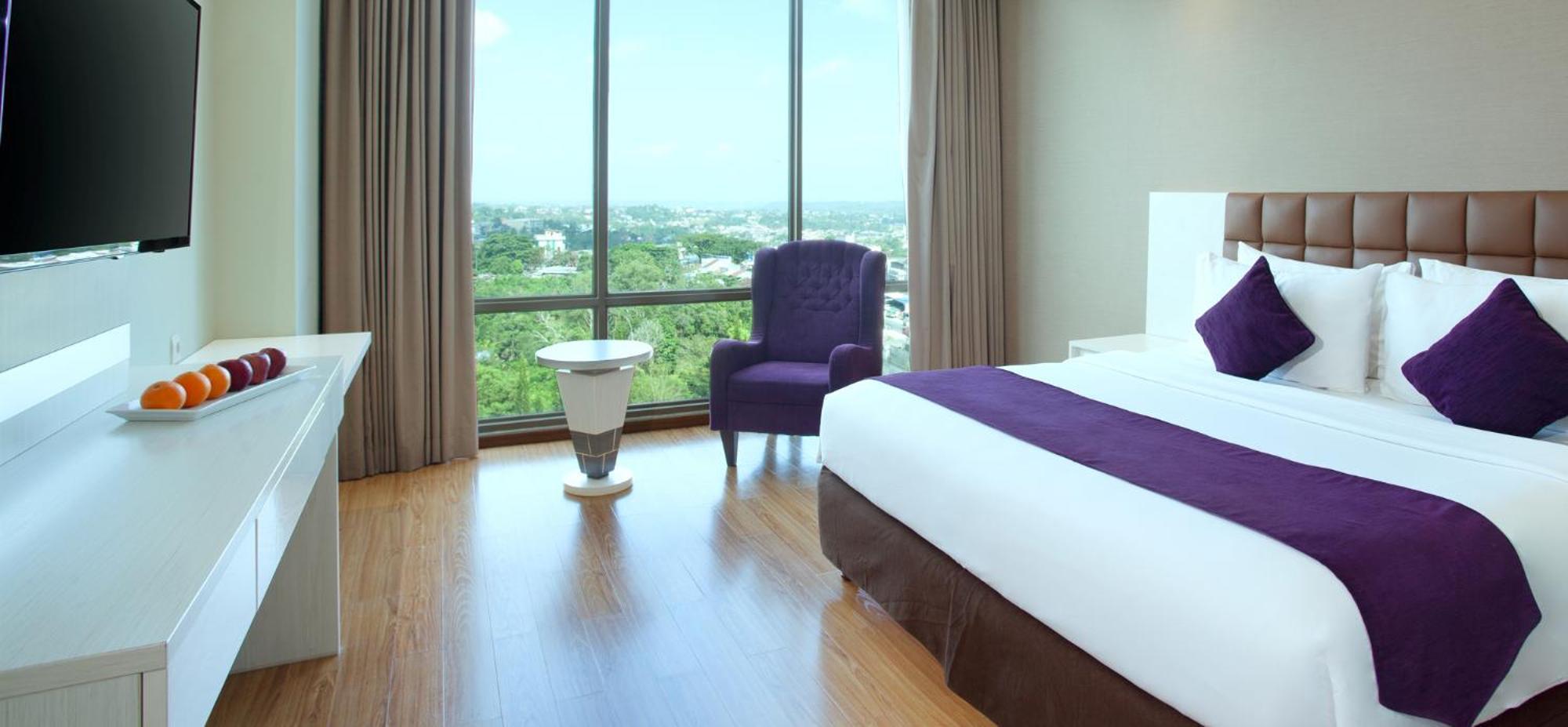 Platinum Hotel & Convention Hall Balikpapan Buitenkant foto